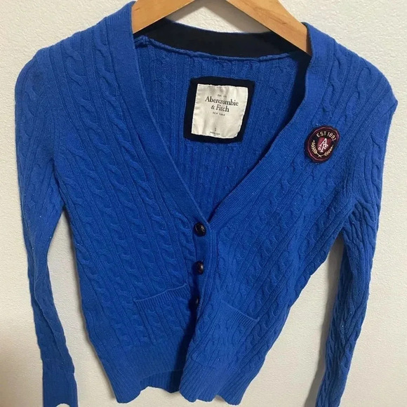 Abercrombie & Fitch blue cable knit cardigan women’s pockets size S - Picture 1 of 4
